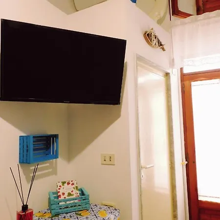 Casetta Via Mare Apartment